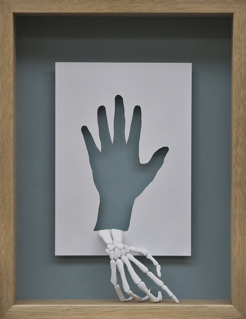 Acid free A4 115g paper and acrylic paint
48x37x7 cm